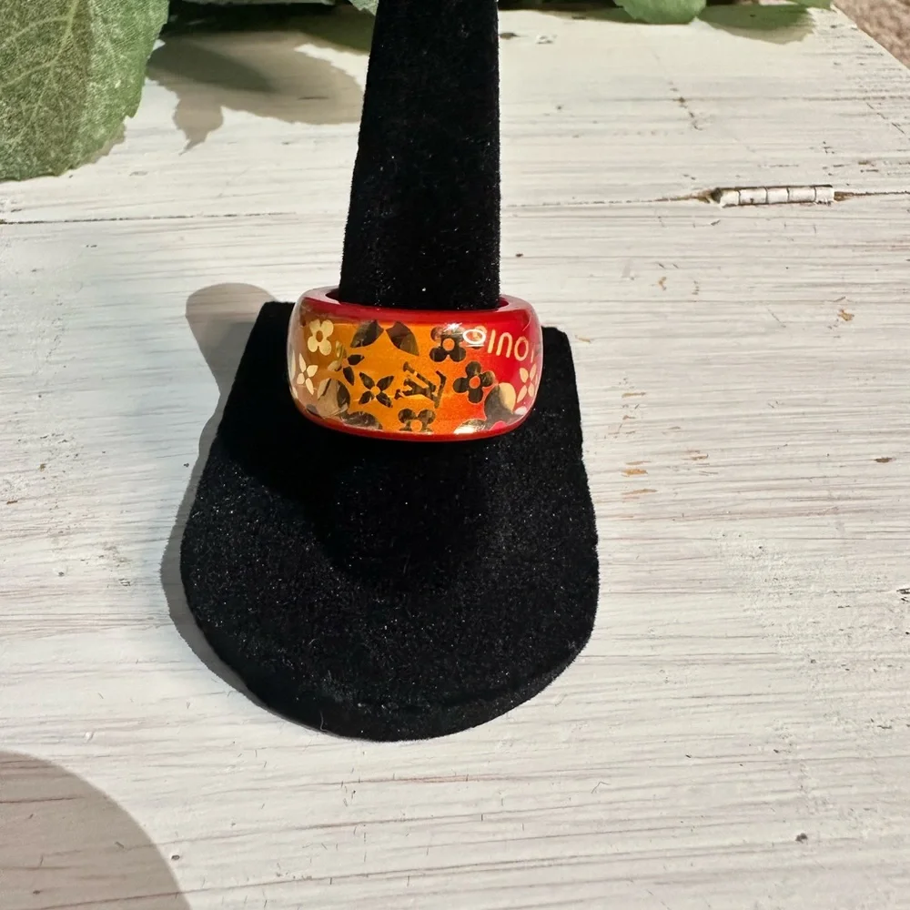 Louis Vuitton Orange and Gold Floral Ring - Picture 3 of 8